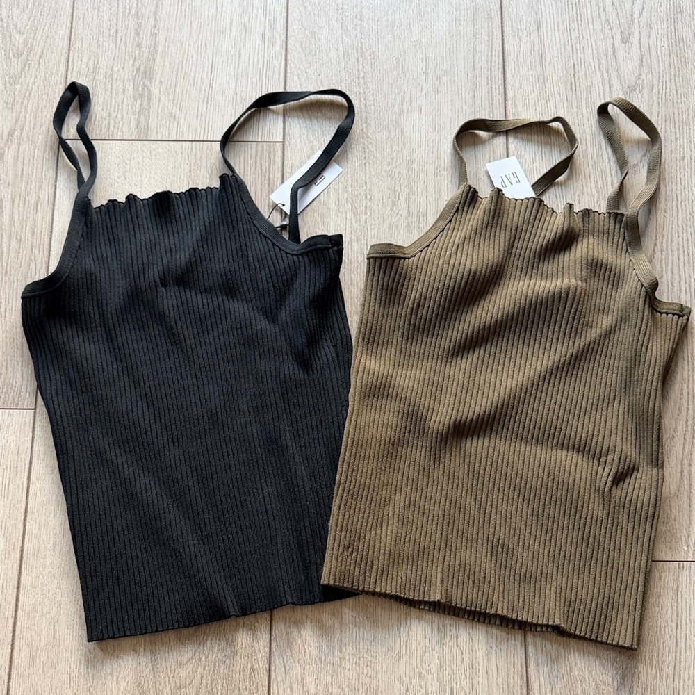 Gap- Black and olive  Ribbed Women Tops